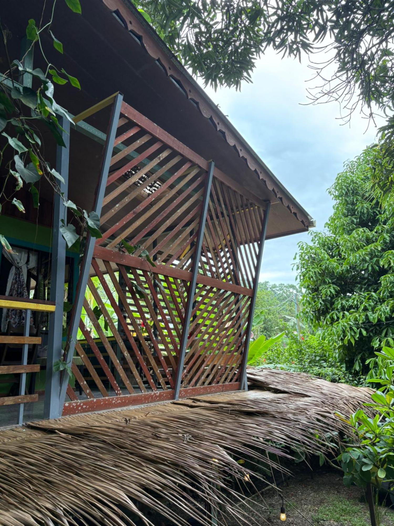 Orgánico Punta Riel Hotel Cahuita Exterior foto