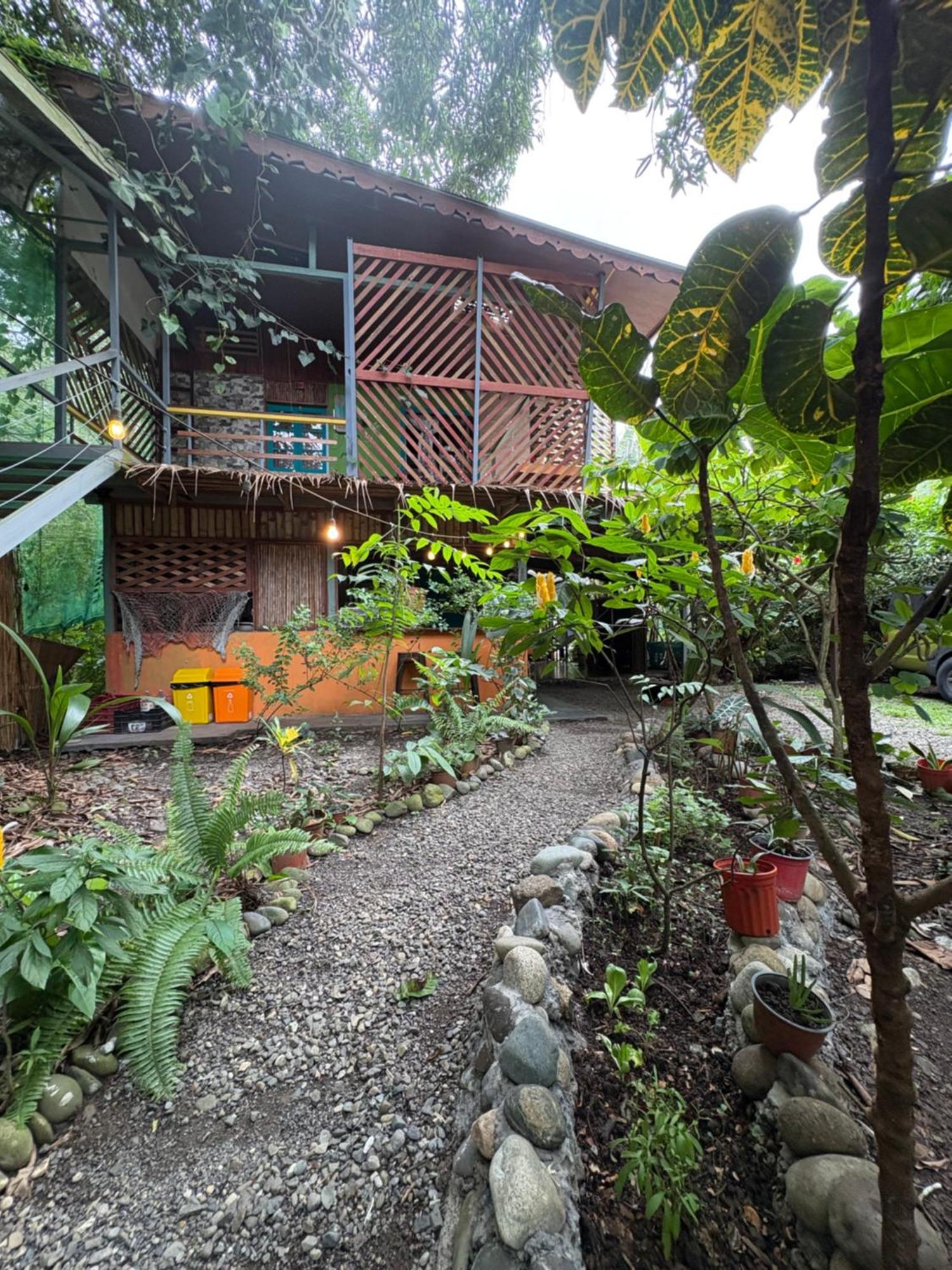 Orgánico Punta Riel Hotel Cahuita Exterior foto